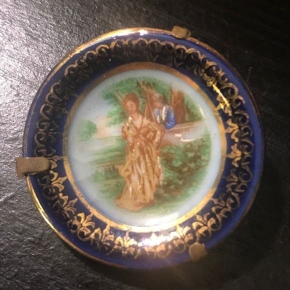 Limoges Accessories - Vintage Hand Painted Fragonard Limoges Brooch